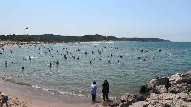 Şiledeki plajlarda bayram hareketliliği