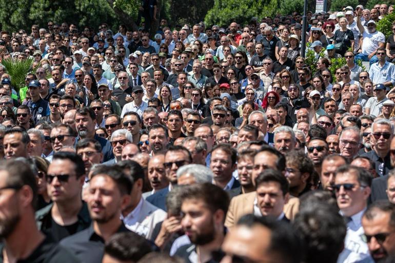 Ferdi Zeyrek, Manisada son yolculuğuna uğurlandı