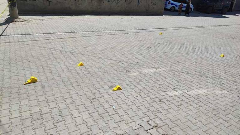 2 aile arasında silahlı, taşlı ve sopalı arazi kavgası; 1i ağır, 6 yaralı