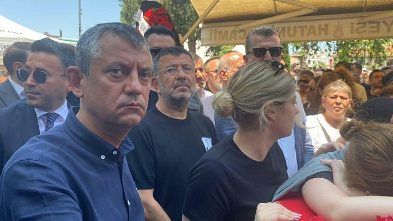 Ferdi Zeyrek, Manisada son yolculuğuna uğurlandı