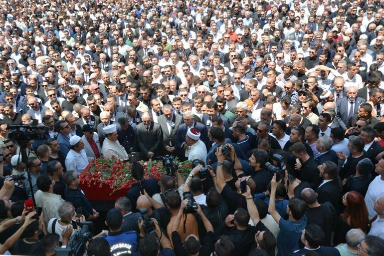 Ferdi Zeyrek, Manisada son yolculuğuna uğurlandı