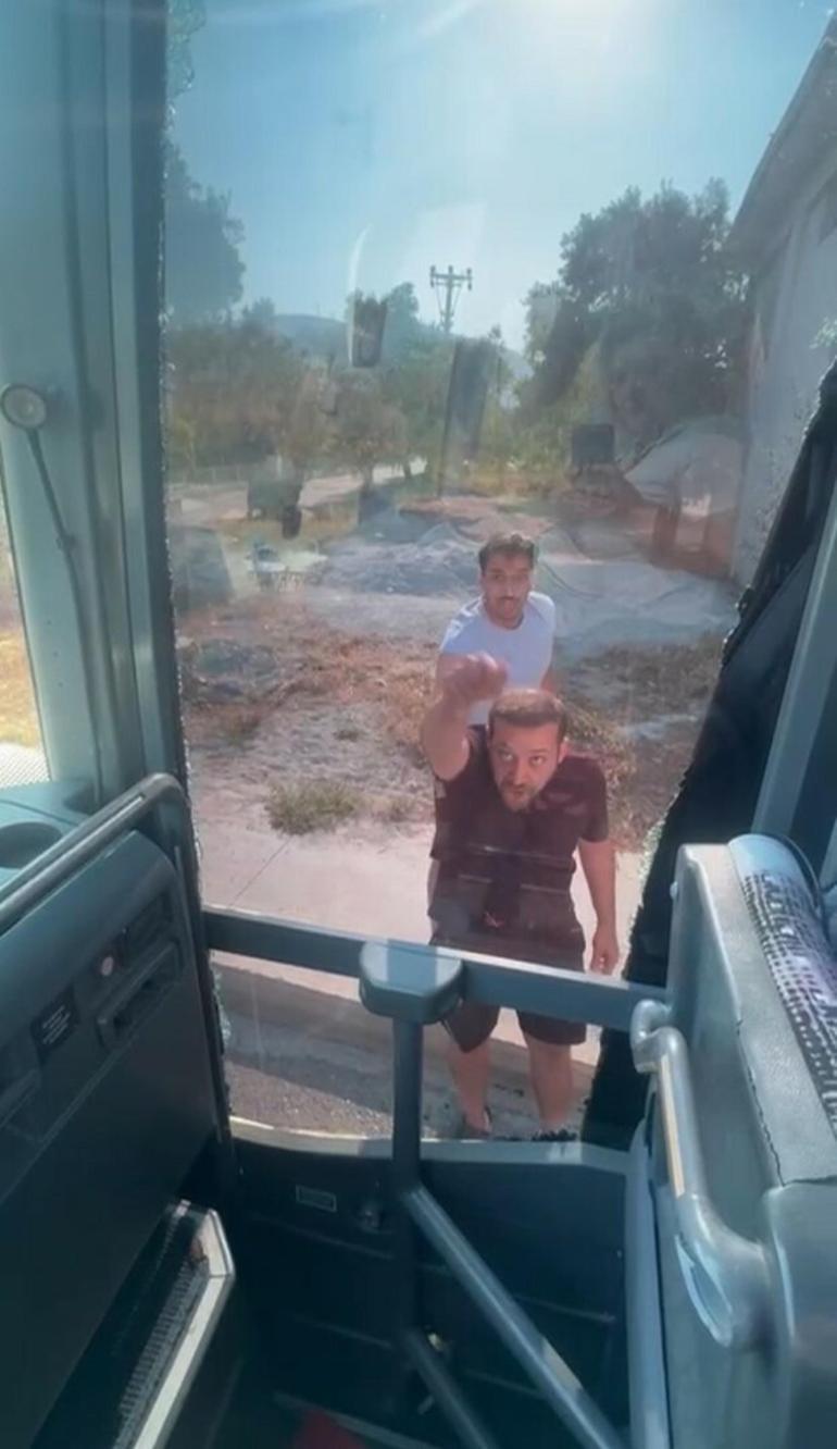 Turistleri taşıyan otobüsün camını kırıp, şoförünü yaralayan 5 şüpheli tutuklandı