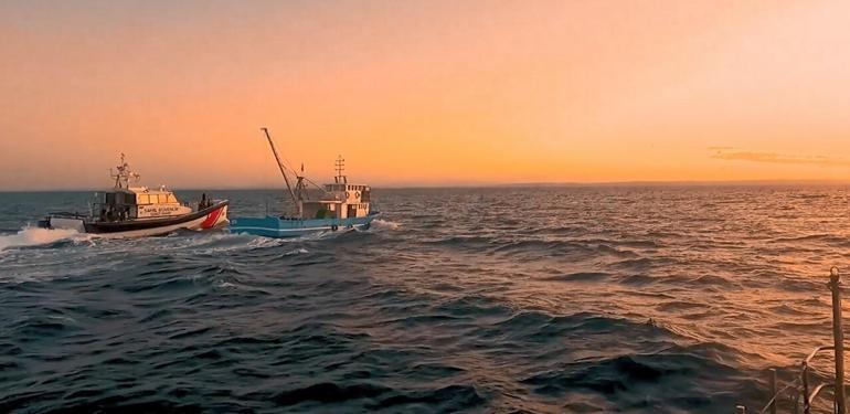 Çanakkalede göçmen kaçakçılığı yapan suç örgütü çökertildi; 23 tutuklama