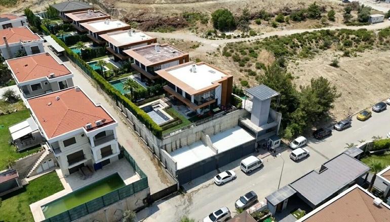 Ferdi Zeyrekin ölümüne ilişkin incelemede havuzun suyu boşaltıldı, çevresi çitlerle çevrildi