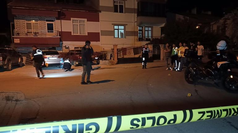 Tartıştığı kız arkadaşının babasını ve ağabeyini pompalı tüfekle vurdu
