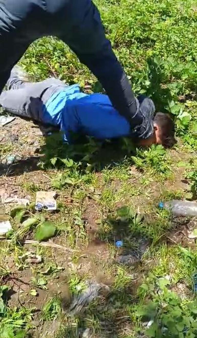 Otoyol kenarında 2 genci dövdü, Dayak yemiş halde buldum dedi