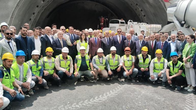 Bakan Uraloğlu: 2053’te ülkemizi 48 saatte dolaşmak mümkün olacak