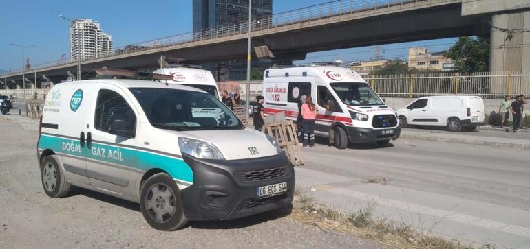 Plastik fabrikasının deposunda yangın çıktı; dumanların sardığı hastanedeki hastalar tahliye edildi