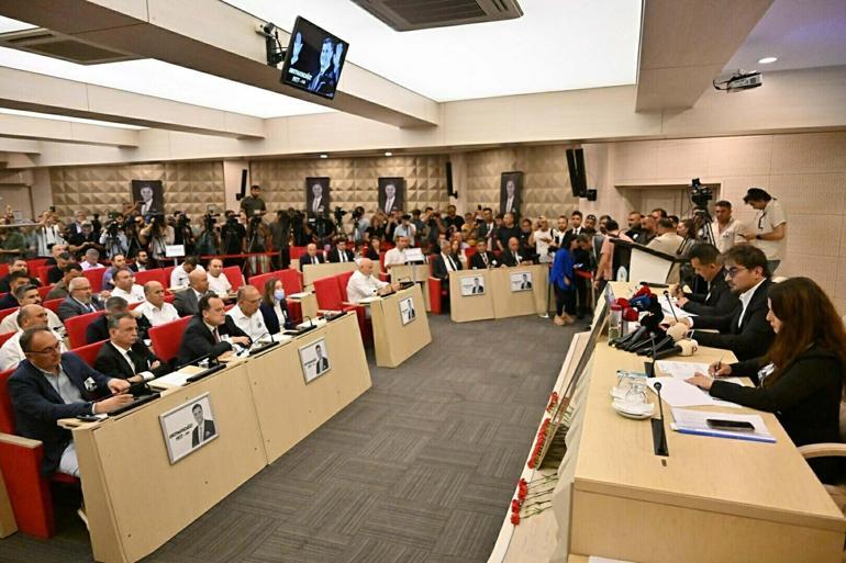 Manisanın yeni Büyükşehir Belediye Başkanı Dutlulu oldu: Böyle bir görevi sırtlanmak çok zor