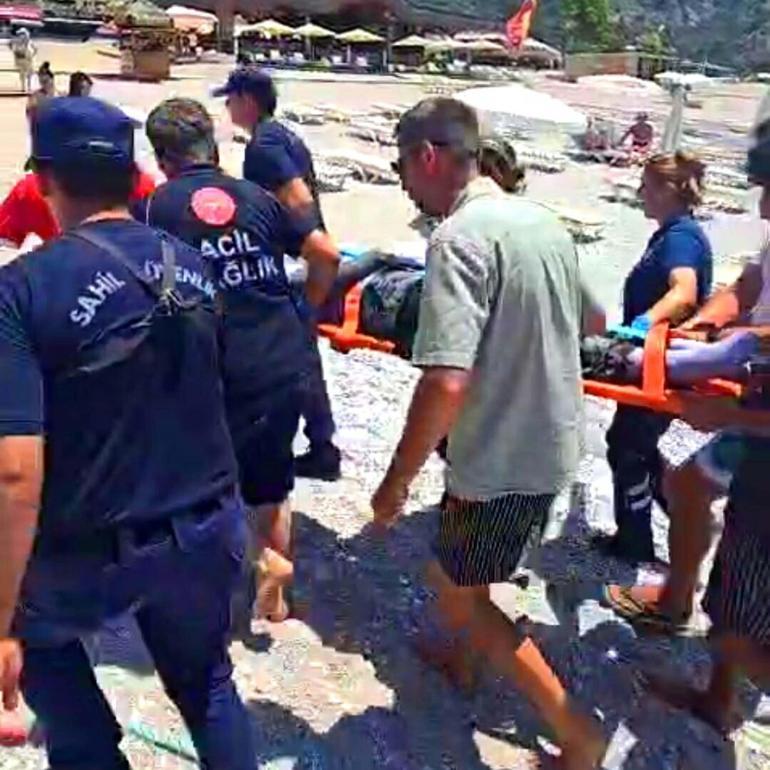 Fethiyede paraşüt denize düştü, pilot yaralandı