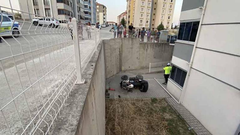 ATV’den düşen çocuk yaralandı, sürücü kaçtı; kaza kamerada
