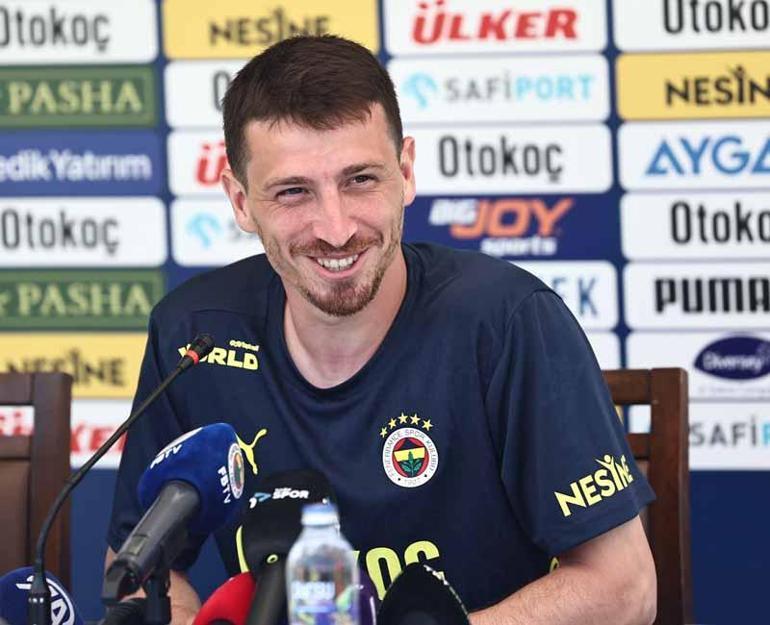 Fenerbahçenin kaptanı Mert Hakan Yandaş, kampa hazır olmak için çalışıyor ve takımdan ayrılmayı düşünmüyor