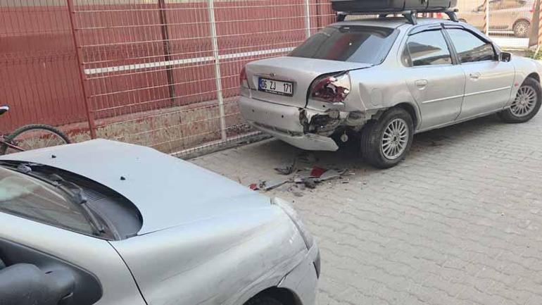 Kalp krizi geçiren sürücü, otomobiliyle 4 araca çarptı