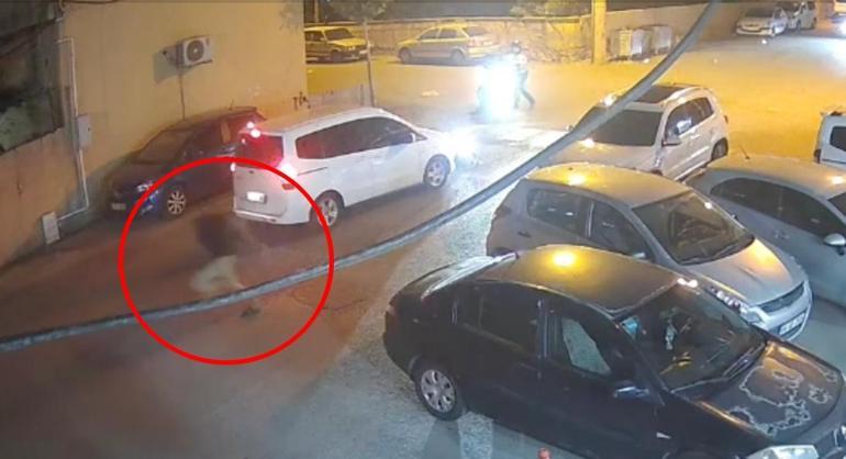 Polisin ‘Dur’ ihtarına uymayan motosikletli kaza yapınca yaya olarak kaçtı; o anlar kamerada