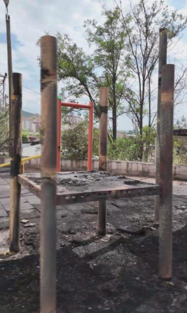 Amasya’da yakılan çocuk oyun parkı, kullanılamaz hale geldi