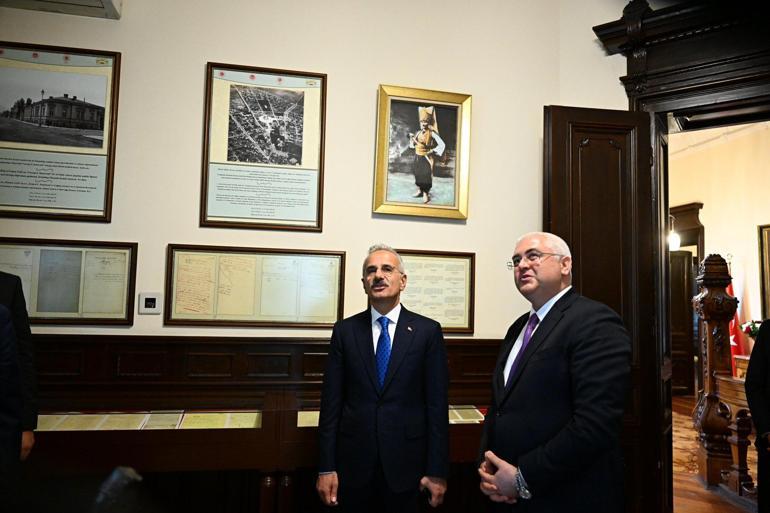 Bakan Uraloğlu, Türkiyenin Sofya Büyükelçiliğini ziyaret etti