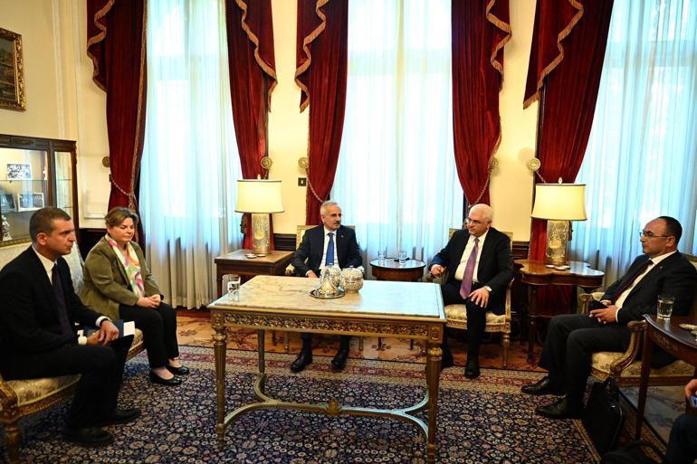 Bakan Uraloğlu, Türkiyenin Sofya Büyükelçiliğini ziyaret etti