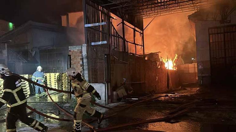 Tahta palet atölyesindeki yangın söndürüldü