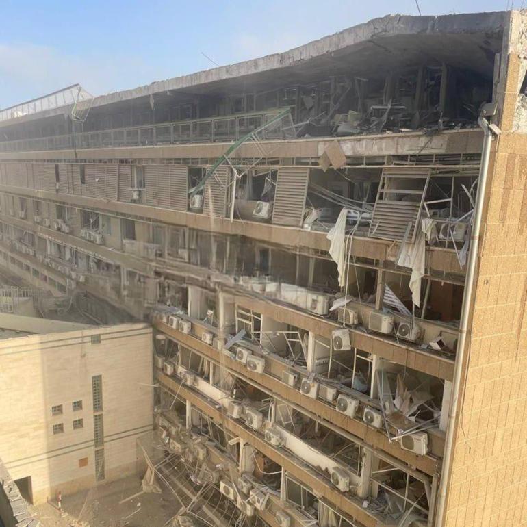 İrandan İsraile balistik füze saldırısı; hastane ile borsa binasında patlama ve yıkım meydana geldi