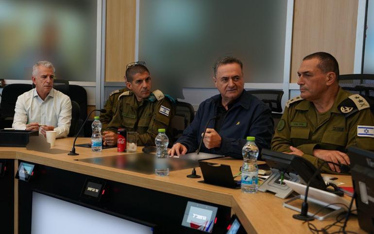 İsrail, İranda Arak Ağır Su Nükleer Tesisini vurdu