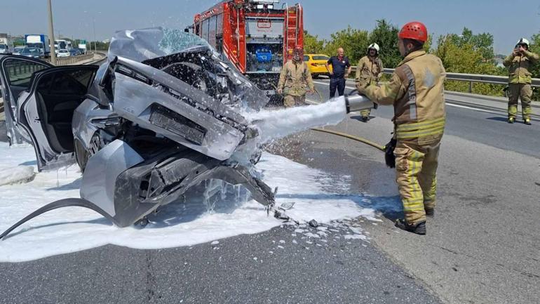 Sancaktepe TEM Otoyolunda zincirleme kaza: 2 yaralı