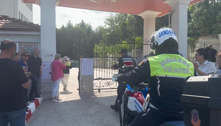 Geç kalan öğrenciyi sınava jandarma ekipleri yetiştirdi