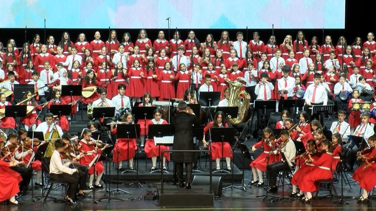 Cumhurbaşkanlığı Çocuk Orkestrası, Dünya Müzik Gününü AKMde kutladı