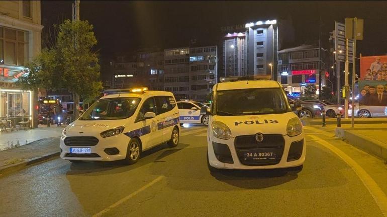Fatihte 5 katlı otelde yangın: 4 kişi kurtarıldı