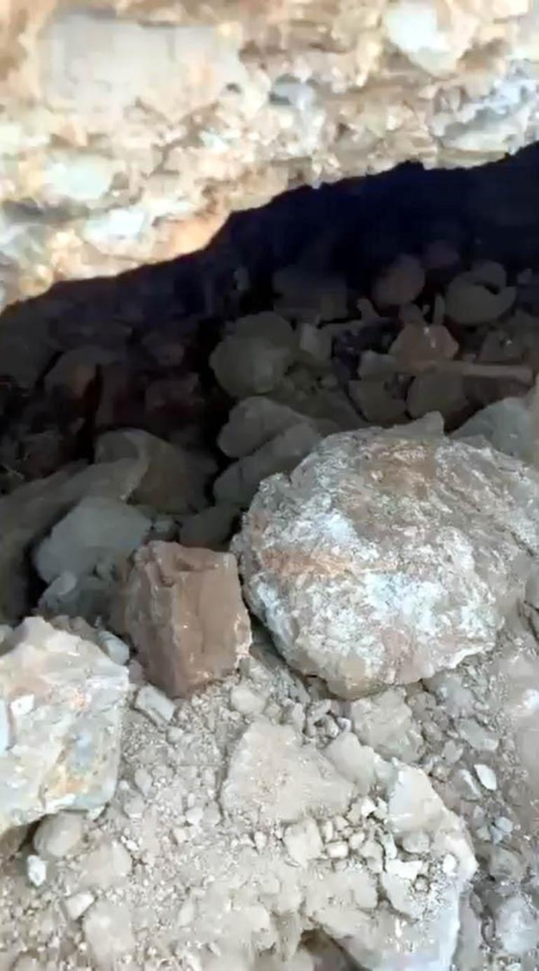 Kahramanmaraşta temel kazısında Roma dönemine ait 1500 yıllık kaya mezarı bulundu