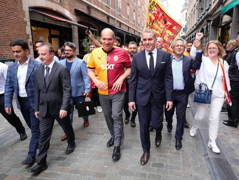 Manneken Pis heykeli, Galatasaray formasını giydi