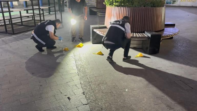 Başakşehir’de AVM önünde silahlı saldırıya uğrayan kişi yaralandı