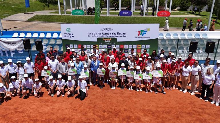 Uluslararası Tenis 14 Yaş Avrupa Yaz Kupası Gaziantepte başladı