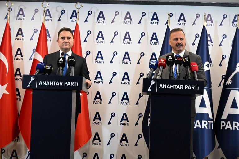 Ağıralioğlu ve Babacan, Anahtar Partide bir araya geldi