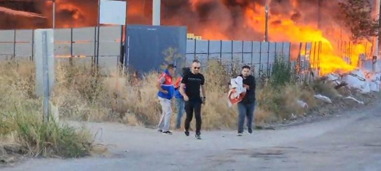 Bursada plastik fabrikasında çıkan yangın söndürüldü