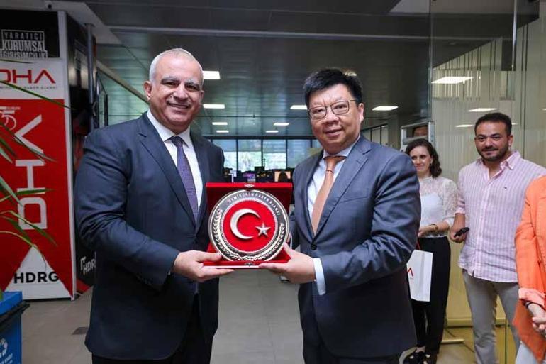 Çin Halk Cumhuriyeti Ankara Büyükelçisi Jiang Xuebinden DHAya ziyaret