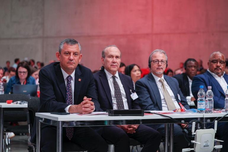 CHP Genel Başkanı Özel, Almanya Sosyal Demokrat Partisi Kongresi’ne katıldı