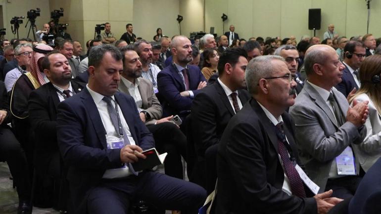 Bakan Uraloğlu: Türkiye doğu batı eksenindeki ulaştırma orta koridorunun merkezinde bulunan bir ülke