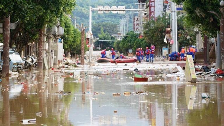 Çinin Guizhou eyaletinde sel nedeniyle yeniden acil durum ilan edildi