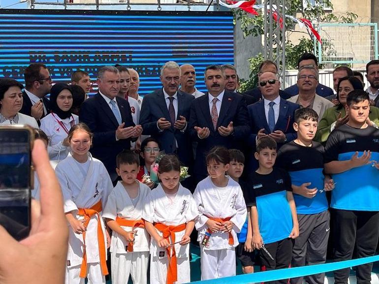 Bakan Bak: Projeler, belediyelerle işbirliği yaptığımızda çok daha güçlü oluyor