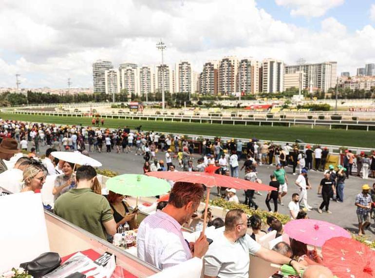 Ünlüler, 99. Gazi Koşusu’nu Hipodrom.com locasından izledi