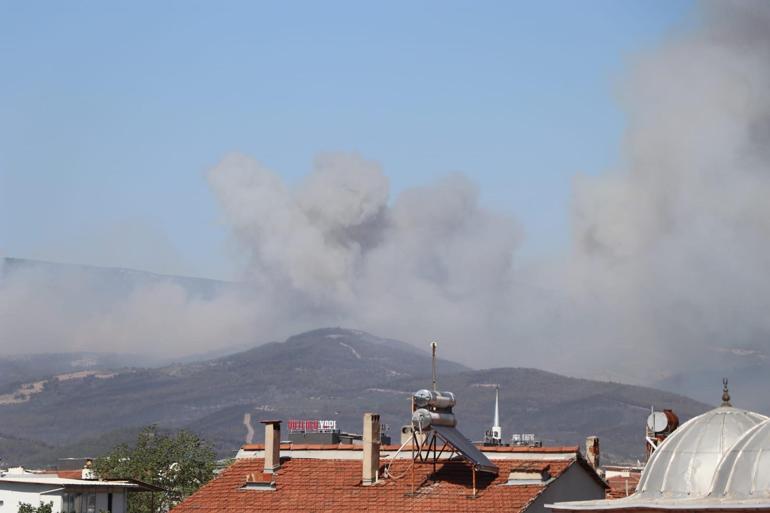 Manisadaki orman yangını 2’nci gününde