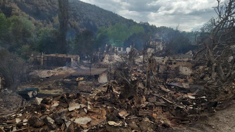 Bilecik’teki yangında 51 kişi dumandan etkilendi, 100 bina ve 118 bağımsız bölüm hasar gördü