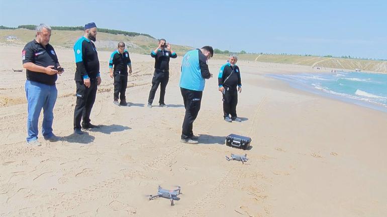 Sarıyerde denizde kaybolan 2 kişiyi arama çalışmaları devam ediyor