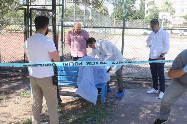 Bankta oturur halde ölü bulundu