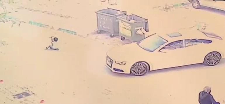 Bursada otomobilin çarptığı çocuk ağır yaralandı; o anlar kamerada