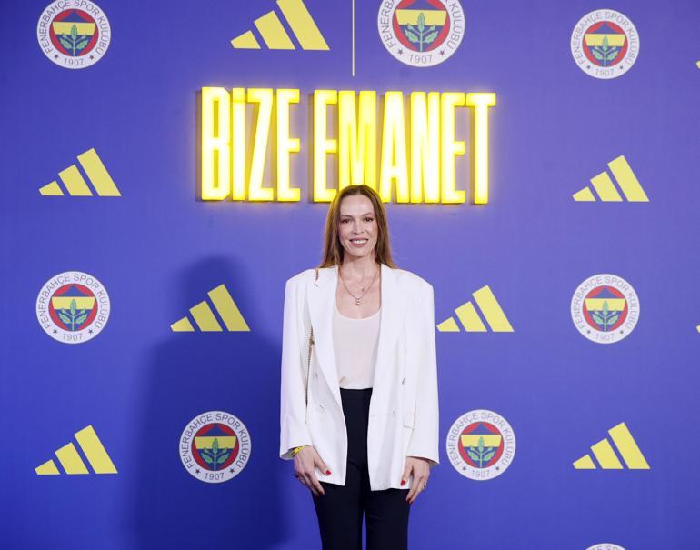 Fenerbahçe’de yeni sezon formaları tanıtıldı