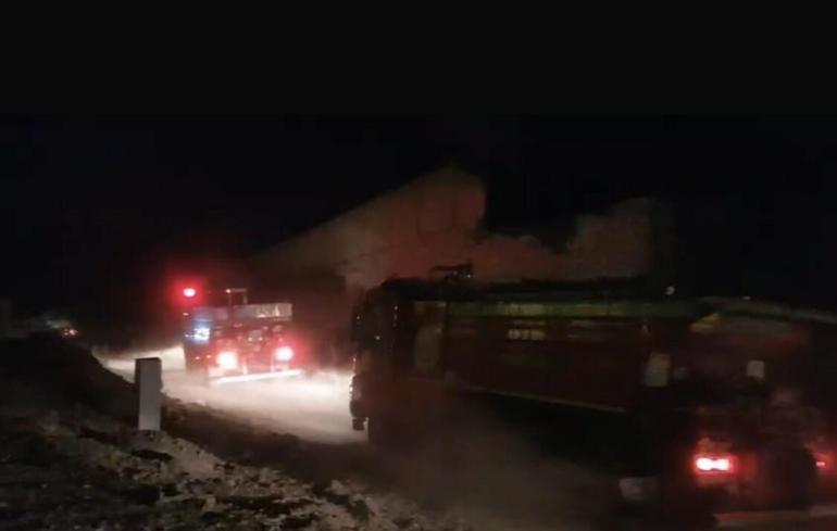 Balıkesirde zeytinlikte çıkan yangın kontrol altında