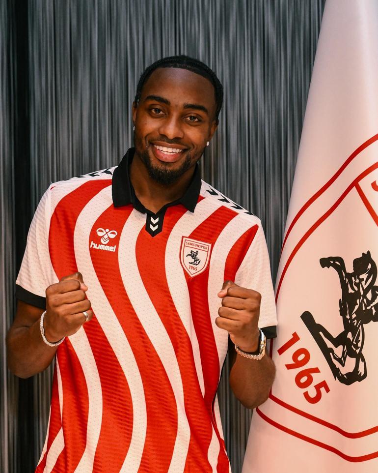 Samsunspor, Kongolu orta saha Antoine Makoumbou ile sÃ¶zleÅme imzaladÄ±