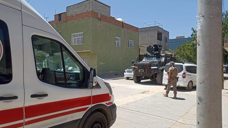 Eşi ve 2 çocuğunu rehin alan şüpheli 3 saat sonra ikna edilip gözaltına alındı