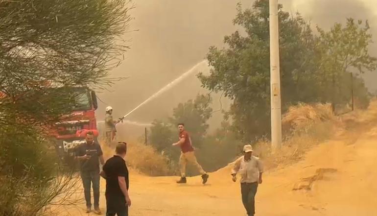 Ödemişteki orman yangını 2nci gününde: 2 ölü
